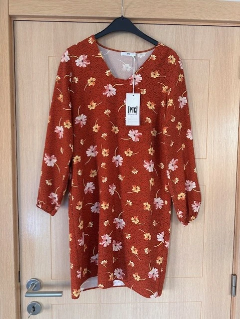 Nieuwe losse jurk PTC maat S (nr1399a)